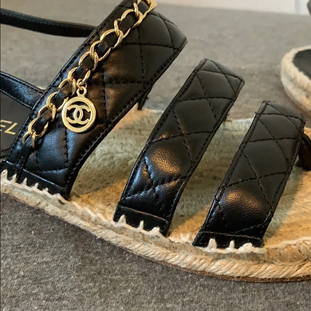 CHANEL Black and Gold Sandals - Picture 3 of 8